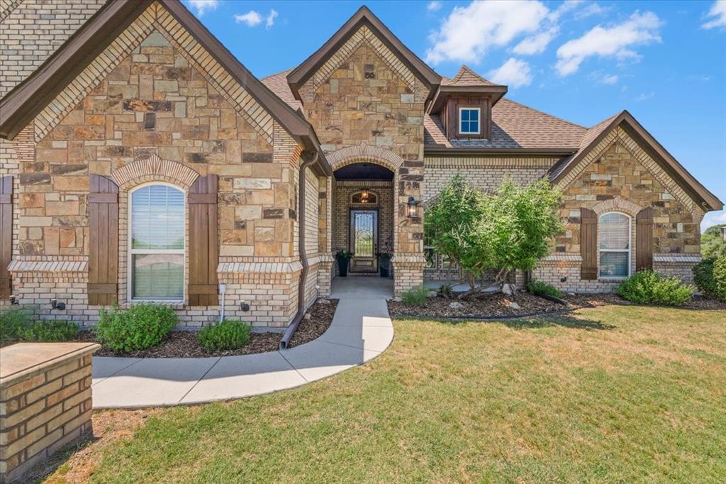 332 Antler Ridge Drive Azle, TX 76020 - Photo 3 of 40