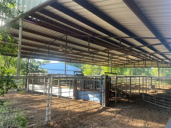 $1,300,000 | 2031 East Fm 1396, Ivanhoe, TX 75447