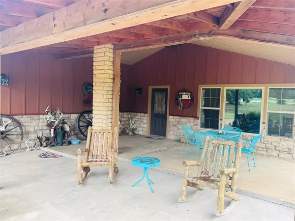$1,300,000 | 2031 East Fm 1396, Ivanhoe, TX 75447