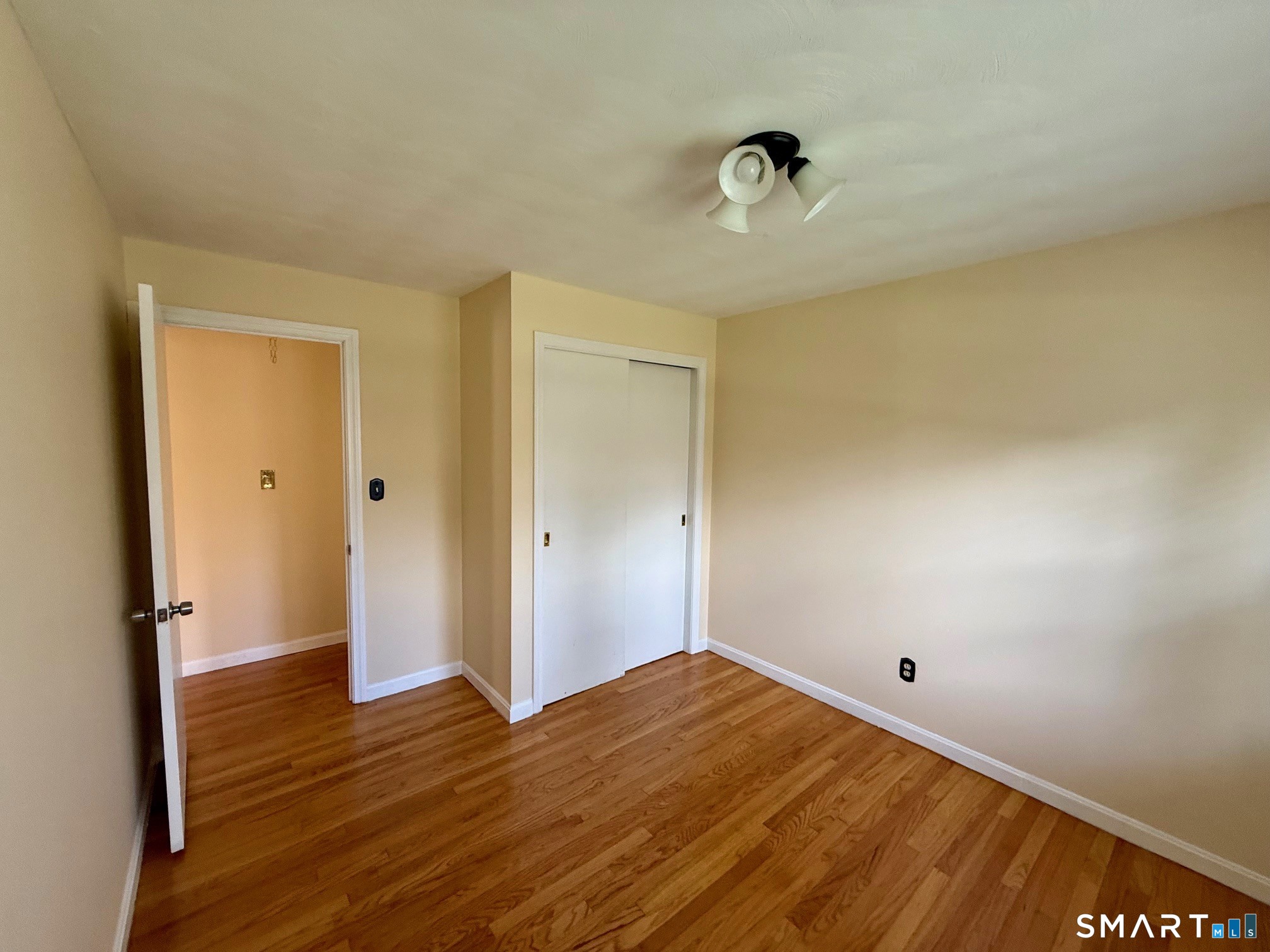 6 Yankee Peddler Path Madison, CT 06443 - Photo 11 of 20