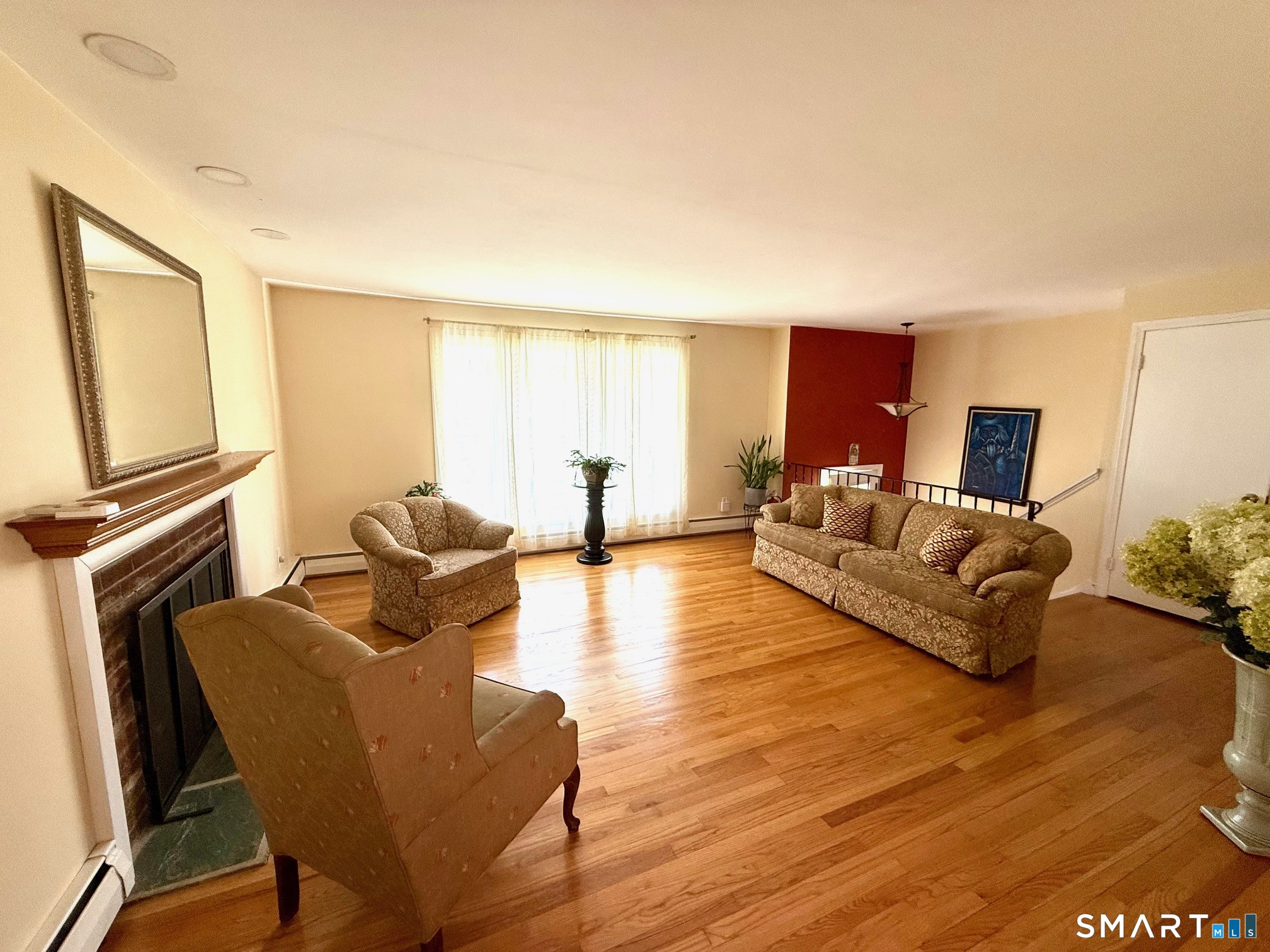 6 Yankee Peddler Path Madison, CT 06443 - Photo 4 of 20