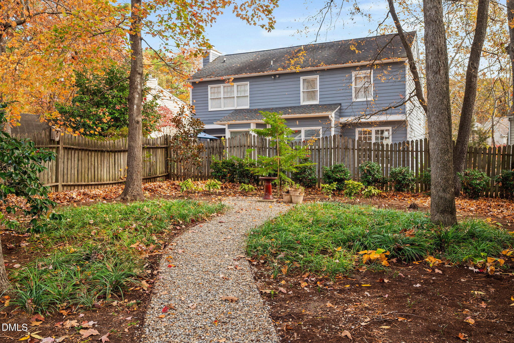 8320 Greywinds Drive Raleigh, NC 27615 - Photo 6 of 32 16-web-or-mls-8320-greywinds-dr