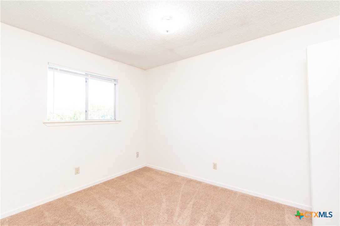 507 East Beeline Lane, Unit 3 Harker Heights, TX 76548 - Photo 7 of 13 a view of empty room