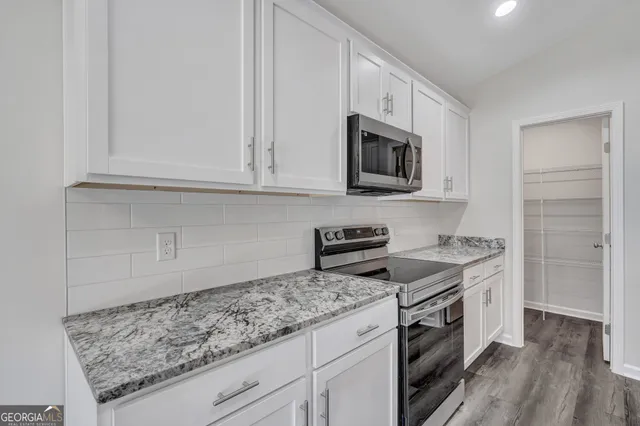 $301,070 | 282 Silver Fox Drive, St. Marys, GA 31558