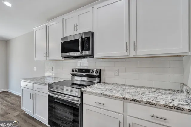 $301,070 | 282 Silver Fox Drive, St. Marys, GA 31558