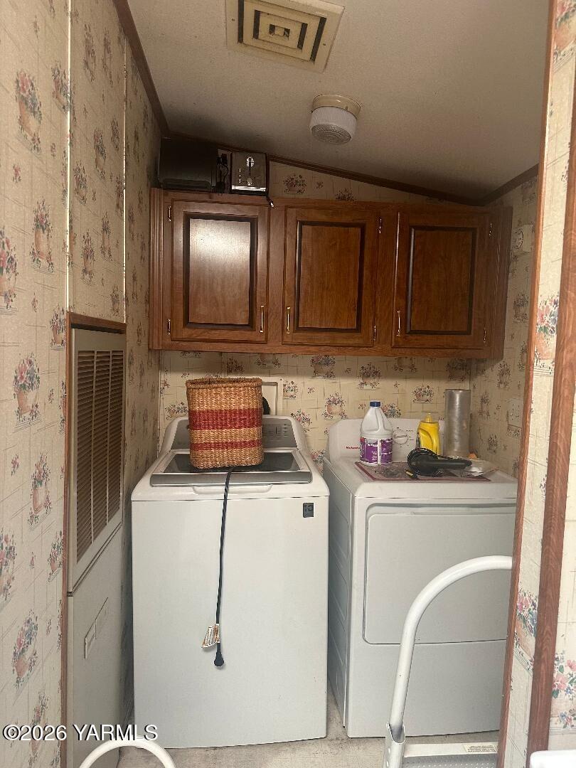 16981 Summitview Road, Unit 7 Cowiche, WA 98923 - Photo 8 of 8 Laundry