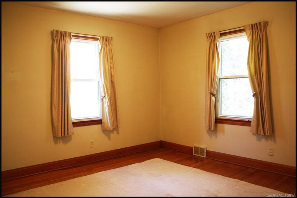 225 School Road Asheville, NC 28806 - Photo 13 of 24 Gallery Image 13