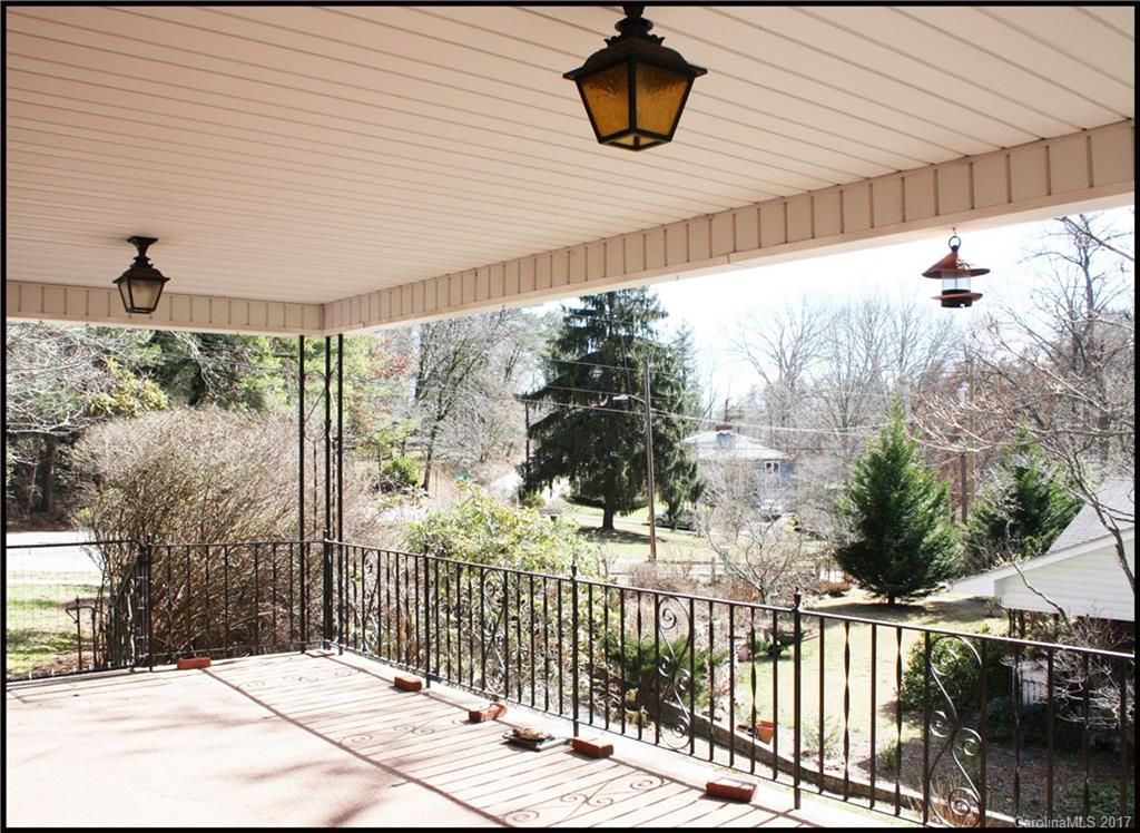 225 School Road Asheville, NC 28806 - Photo 9 of 24 Gallery Image 9