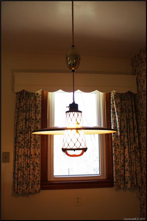 225 School Road Asheville, NC 28806 - Photo 10 of 24 Gallery Image 10