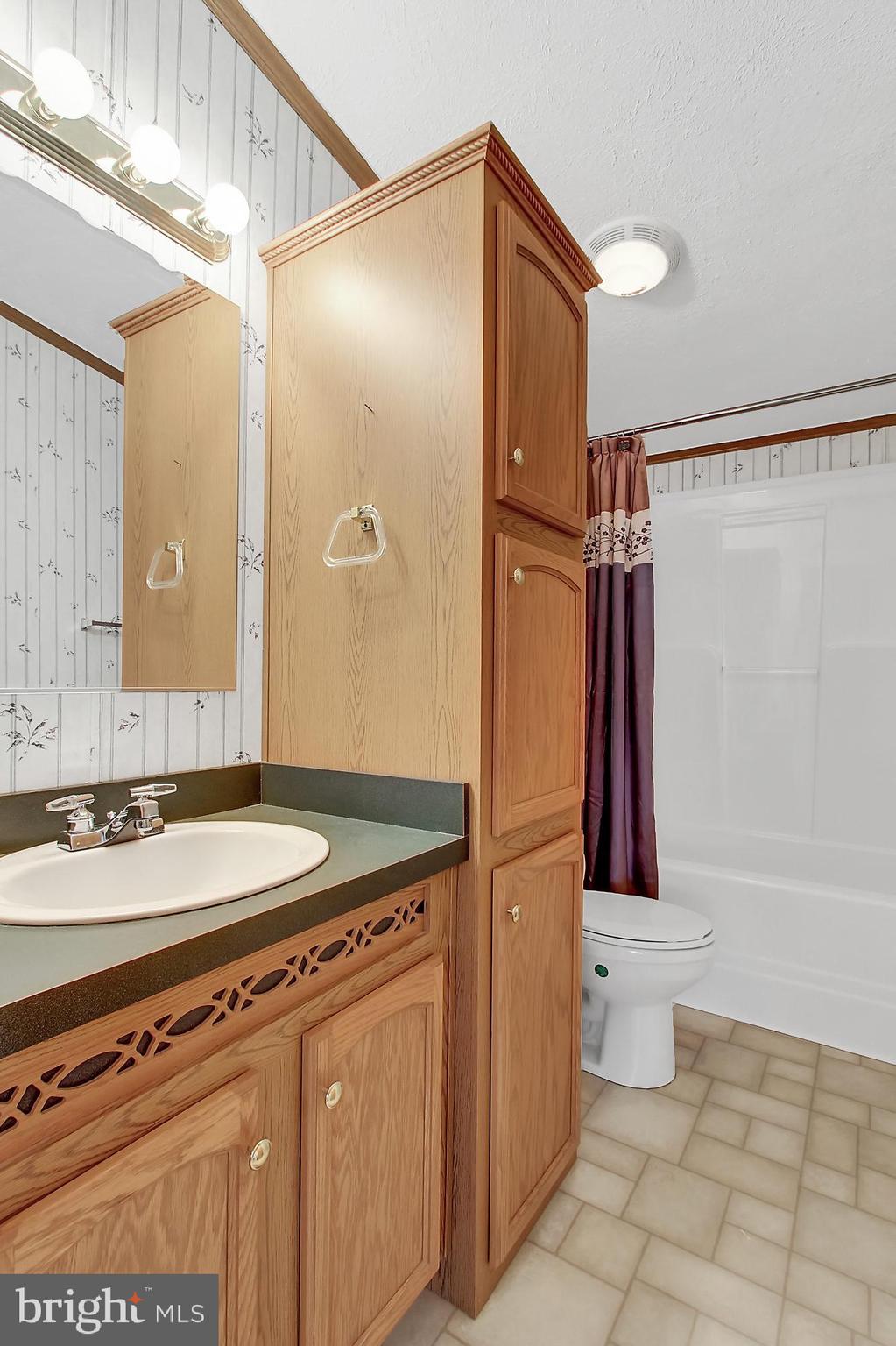 12 Raptor Drive Hanover, PA 17331 - Photo 22 of 35 Full Bath #2