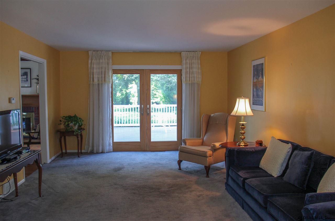 5 Hartwood Road Bethlehem, NY 12054 - Photo 8 of 25 Photo 8