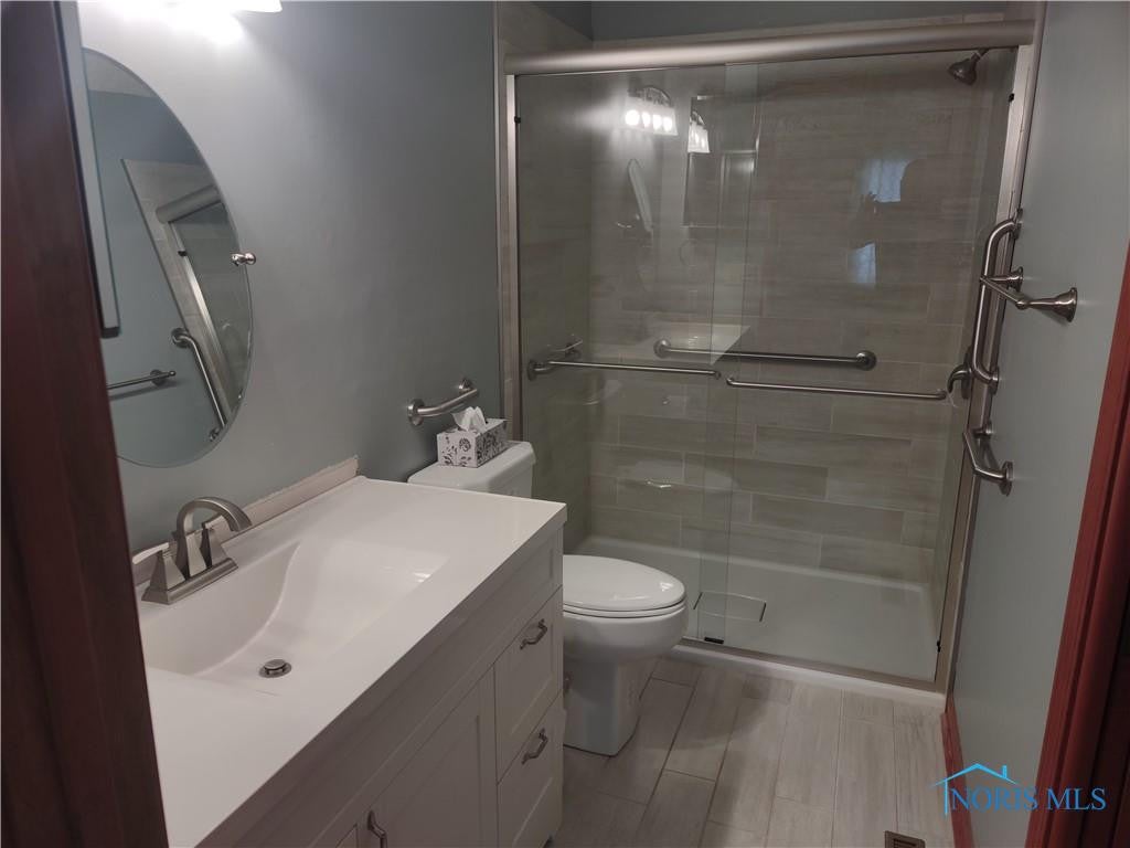 2241 Quail Lake Road, Unit 17 Findlay, OH 45840 - Photo 8 of 10 Gallery Image 8
