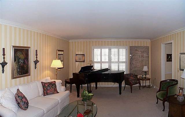 706 Stone Ridge Road Greer, SC 29650 - Photo 7 of 25 Gallery Image 7