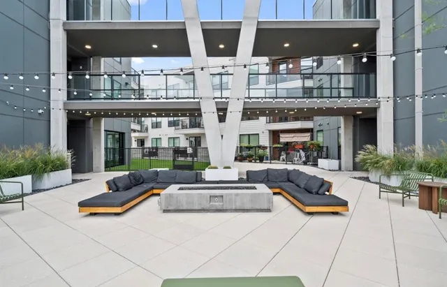 $400,000 | 1701 Simond Avenue, Unit 513, Austin, TX 78723