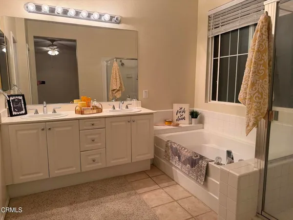 $725,000 | 395 Via Cantilena, Camarillo, CA 93012