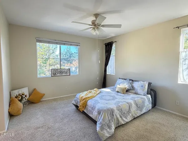 $725,000 | 395 Via Cantilena, Camarillo, CA 93012