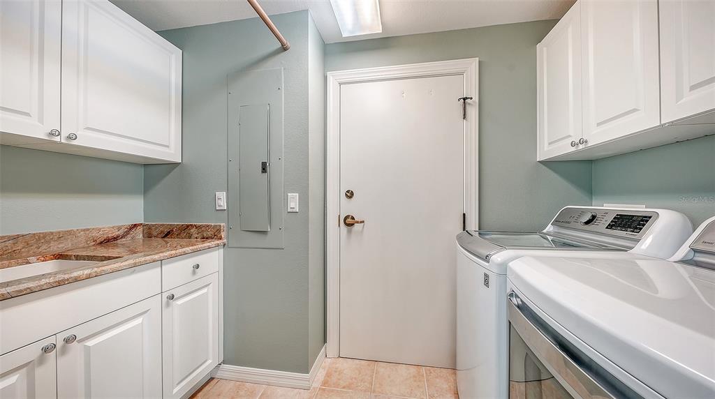 401 North Point Road, Unit 504 Osprey, FL 34229 - Photo 26 of 49