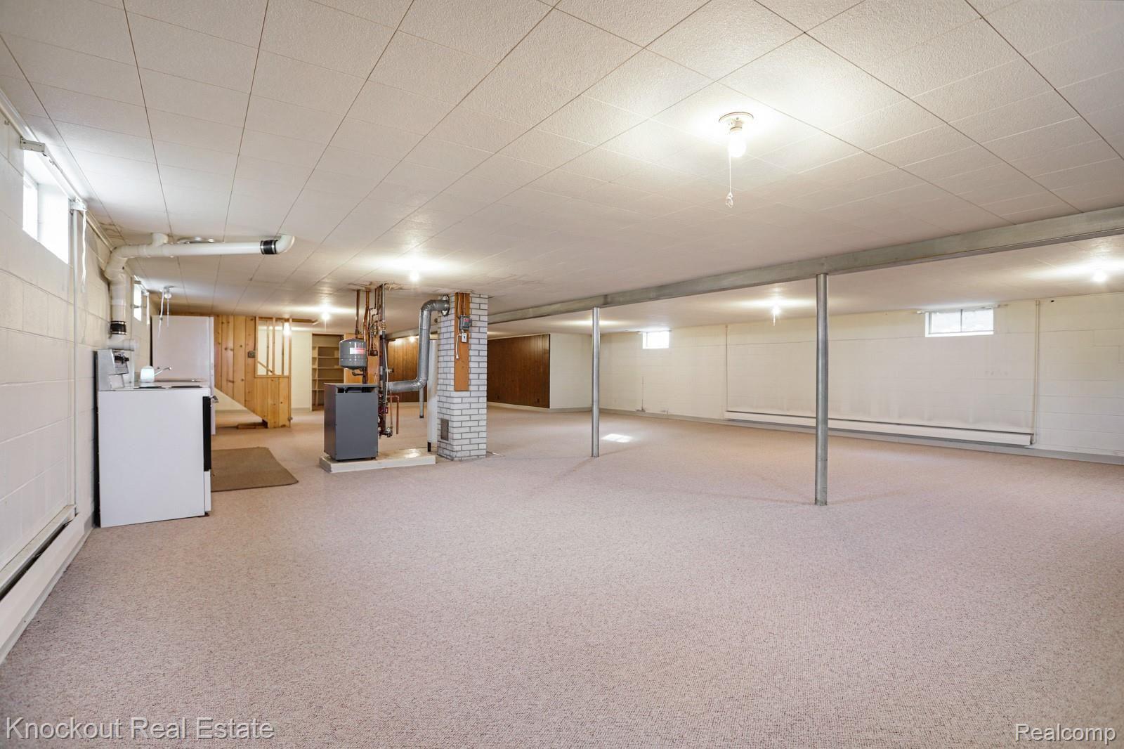9230 West Caro Road Reese, MI 48757 - Photo 39 of 77 9230 W Caro Reese-37.jpg