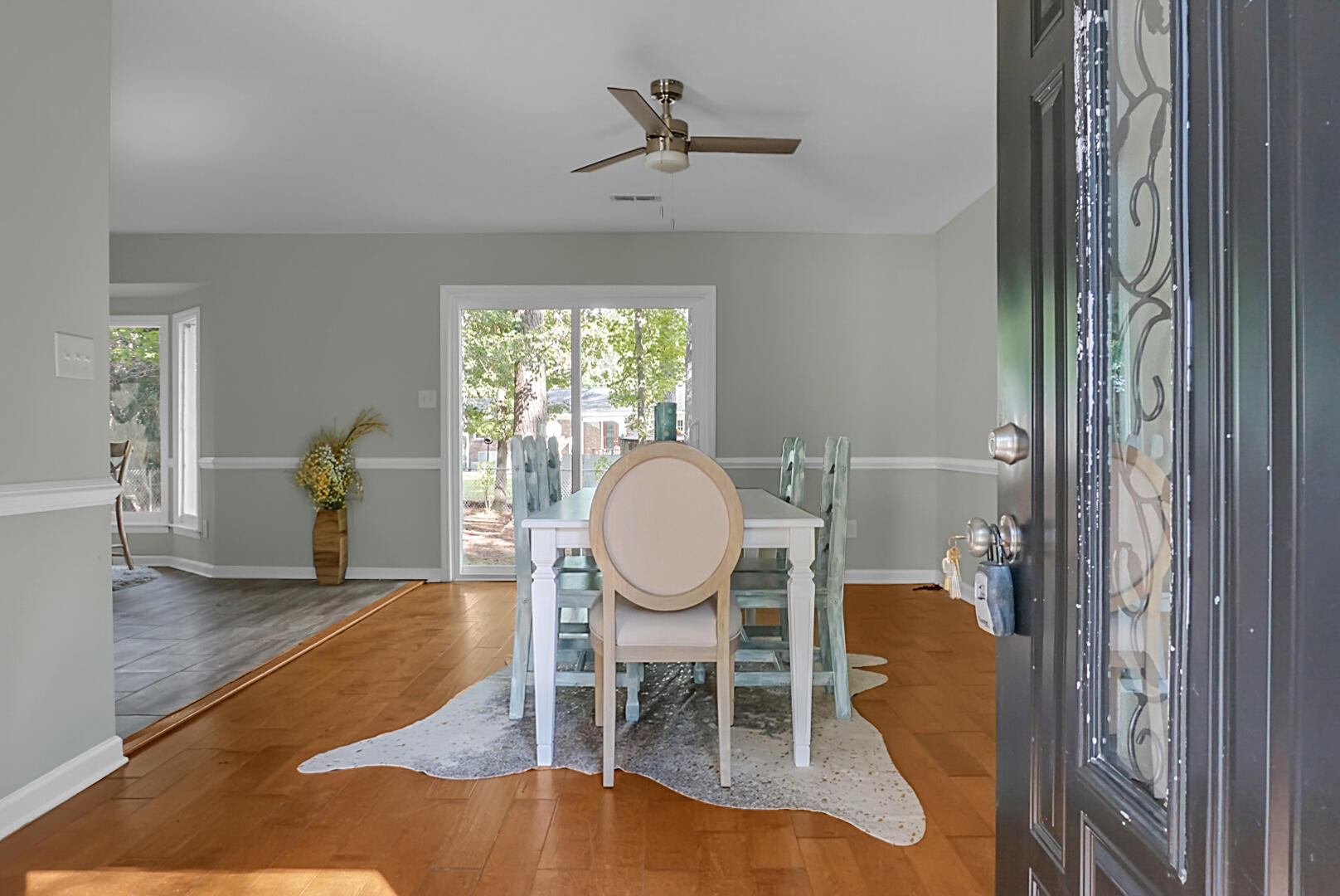 607 Old Golf Road Summerville, SC 29483 - Photo 2 of 42 DSC09780