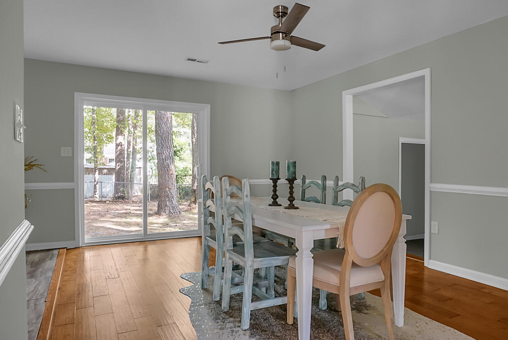 607 Old Golf Road Summerville, SC 29483 - Photo 4 of 42 DSC09786