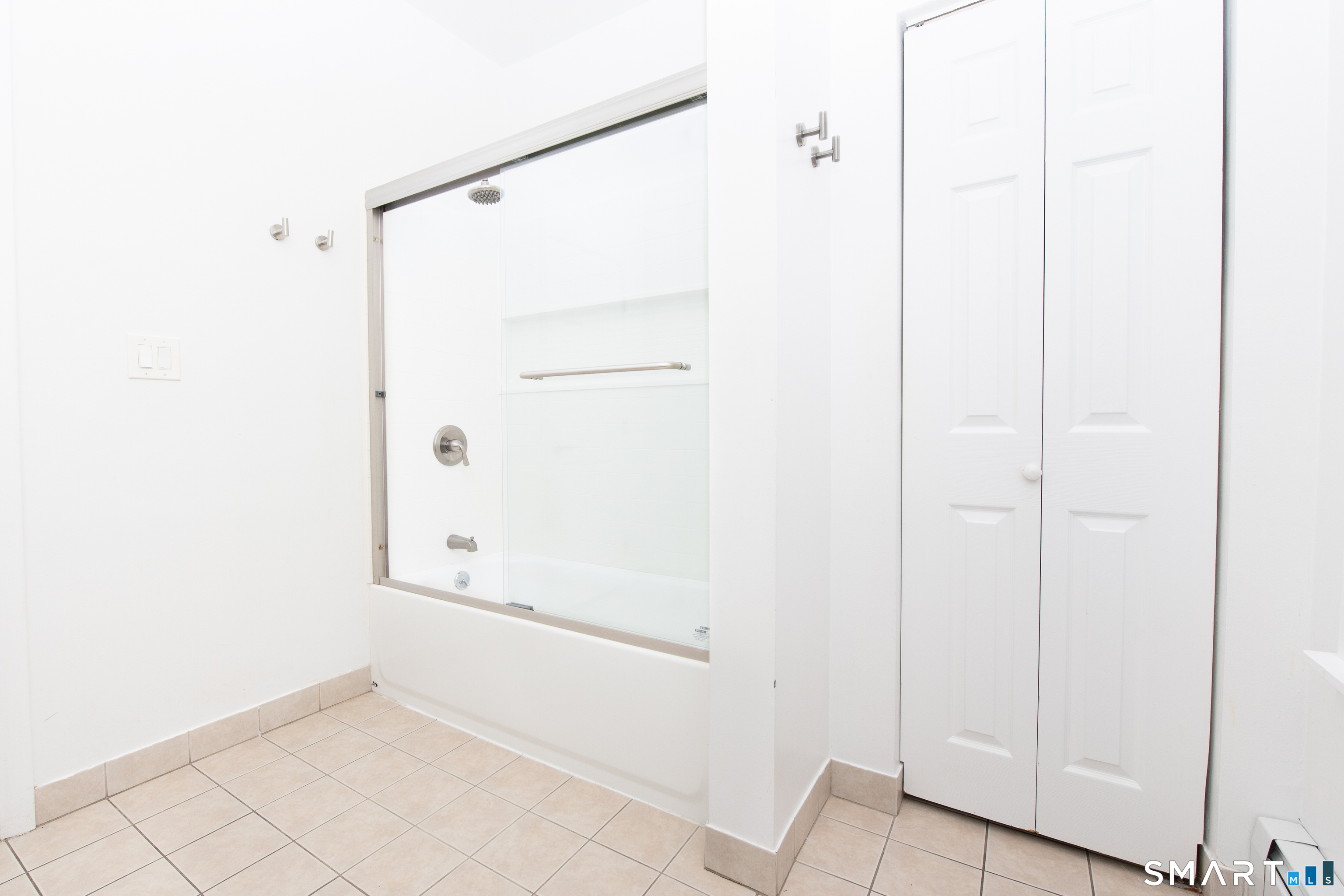 525 East Main Street Bridgeport, CT 06608 - Photo 16 of 24