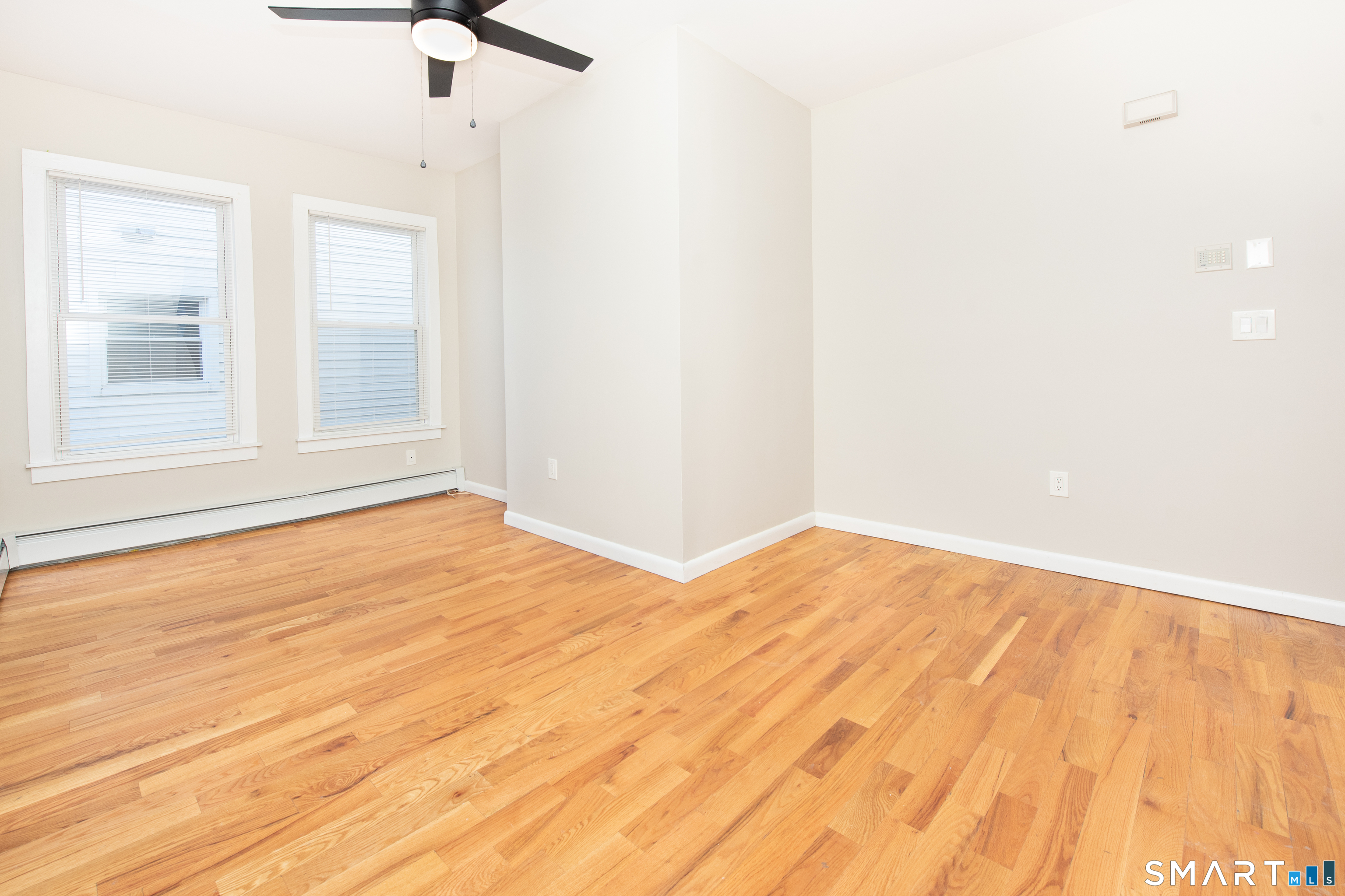 525 East Main Street Bridgeport, CT 06608 - Photo 8 of 24