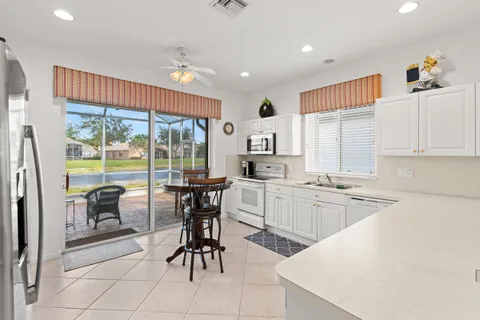 $425,000 | 8089 Brindisi Lane, Boynton Beach, FL 33472