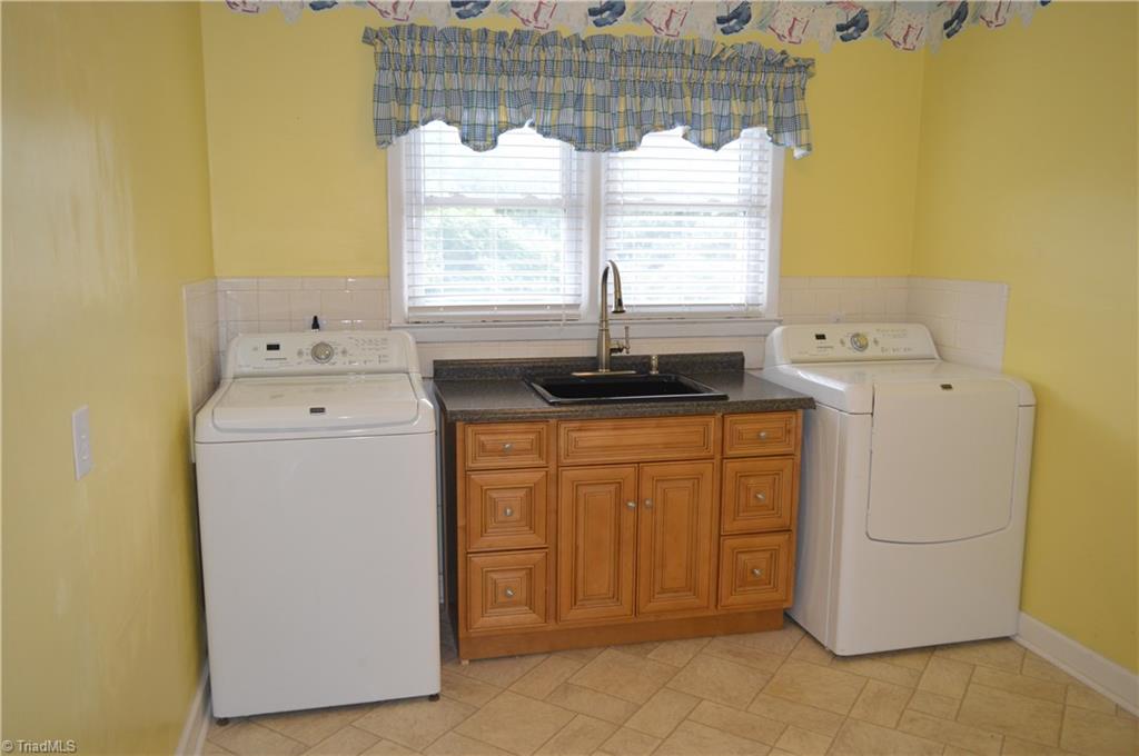 1355 Copeland School Road Dobson, NC 27017 - Photo 11 of 21 Gallery Image 11
