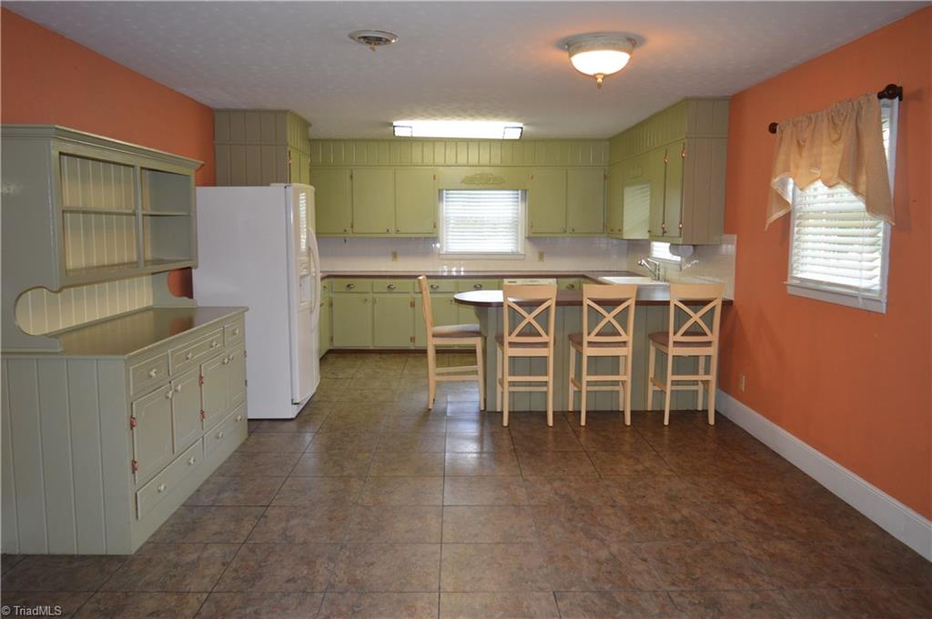 1355 Copeland School Road Dobson, NC 27017 - Photo 6 of 21 Gallery Image 6