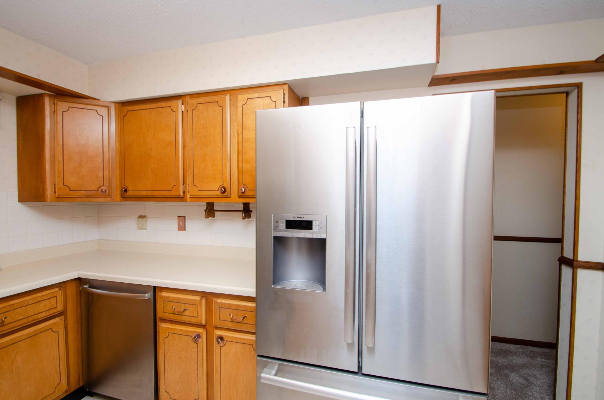 8232 Beard Road Bloomington, MN 55431 - Photo 19 of 51