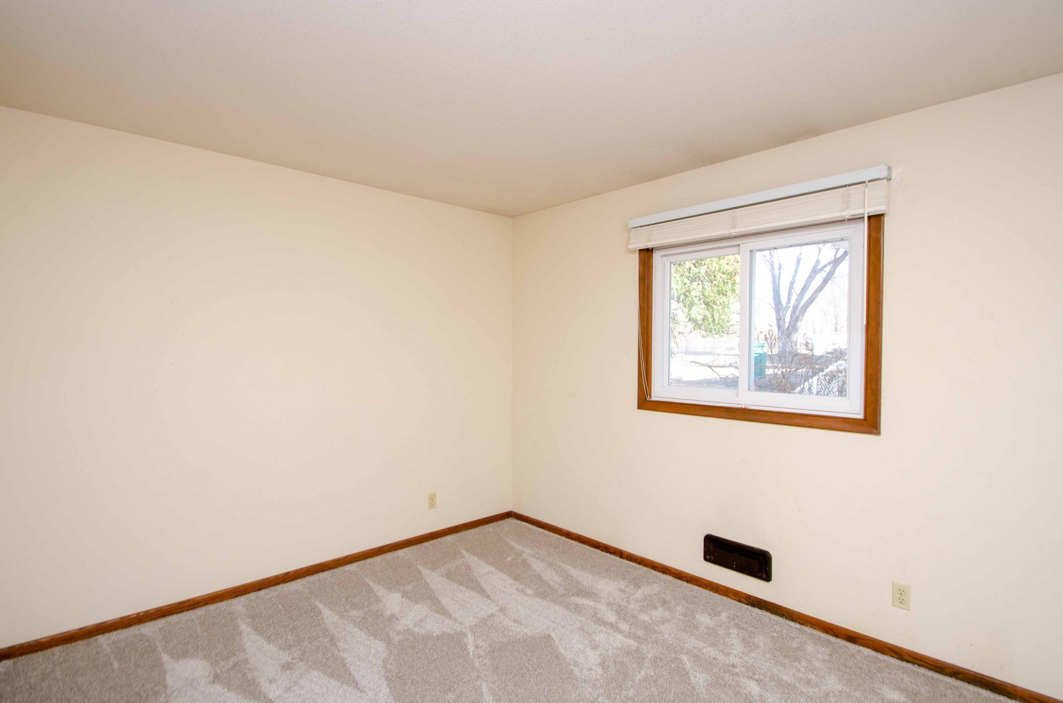 8232 Beard Road Bloomington, MN 55431 - Photo 35 of 51