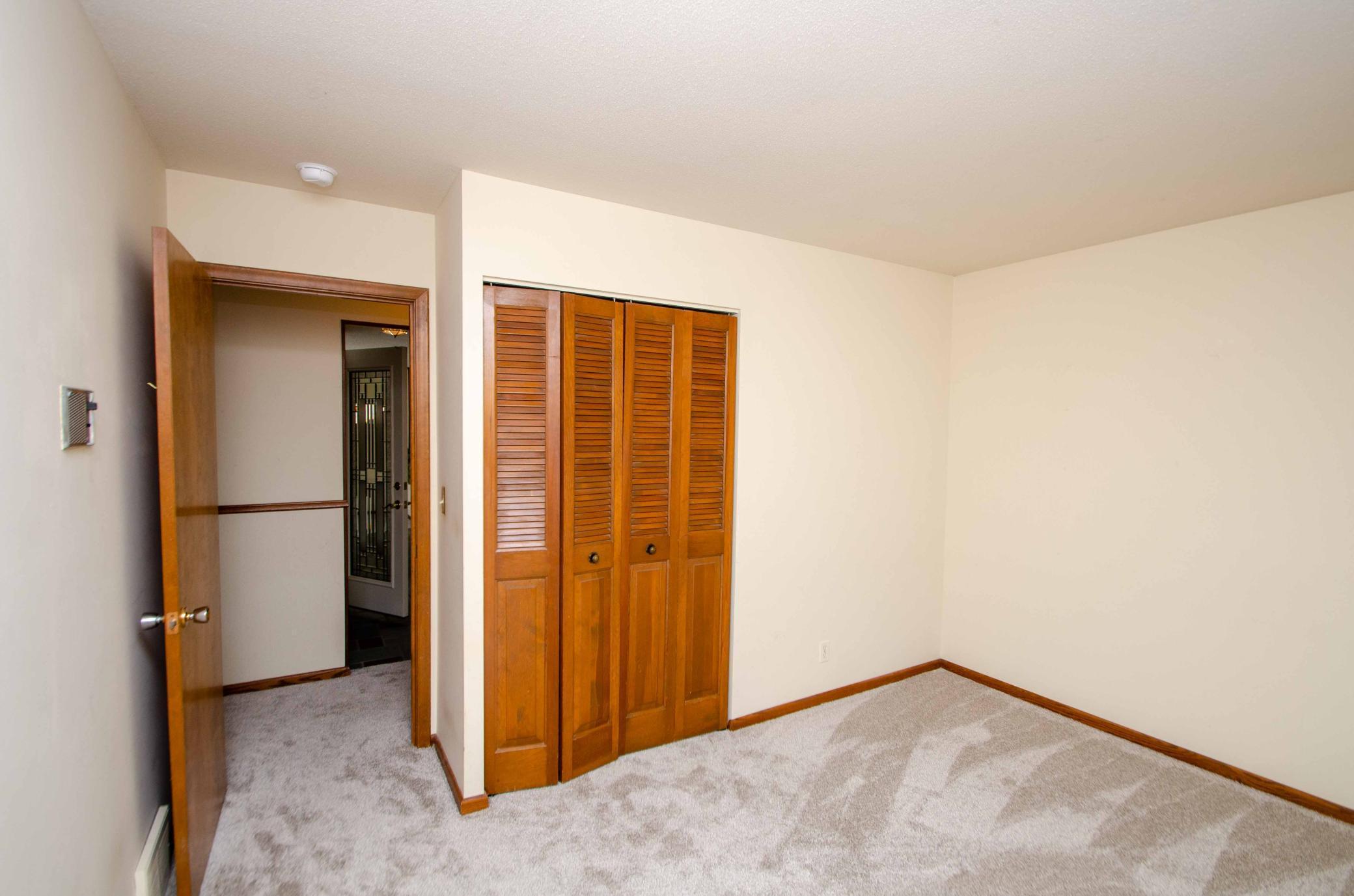 8232 Beard Road Bloomington, MN 55431 - Photo 36 of 51