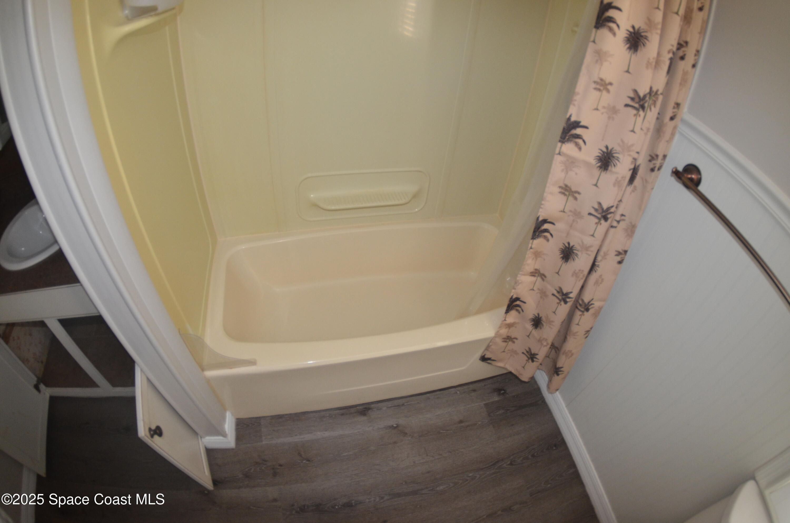 2535 Haverhill Road Northeast Palm Bay, FL 32905 - Photo 14 of 18 a view of entryway