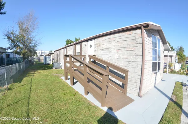 $1,300 | 2535 Haverhill Road Northeast, Palm Bay, FL 32905