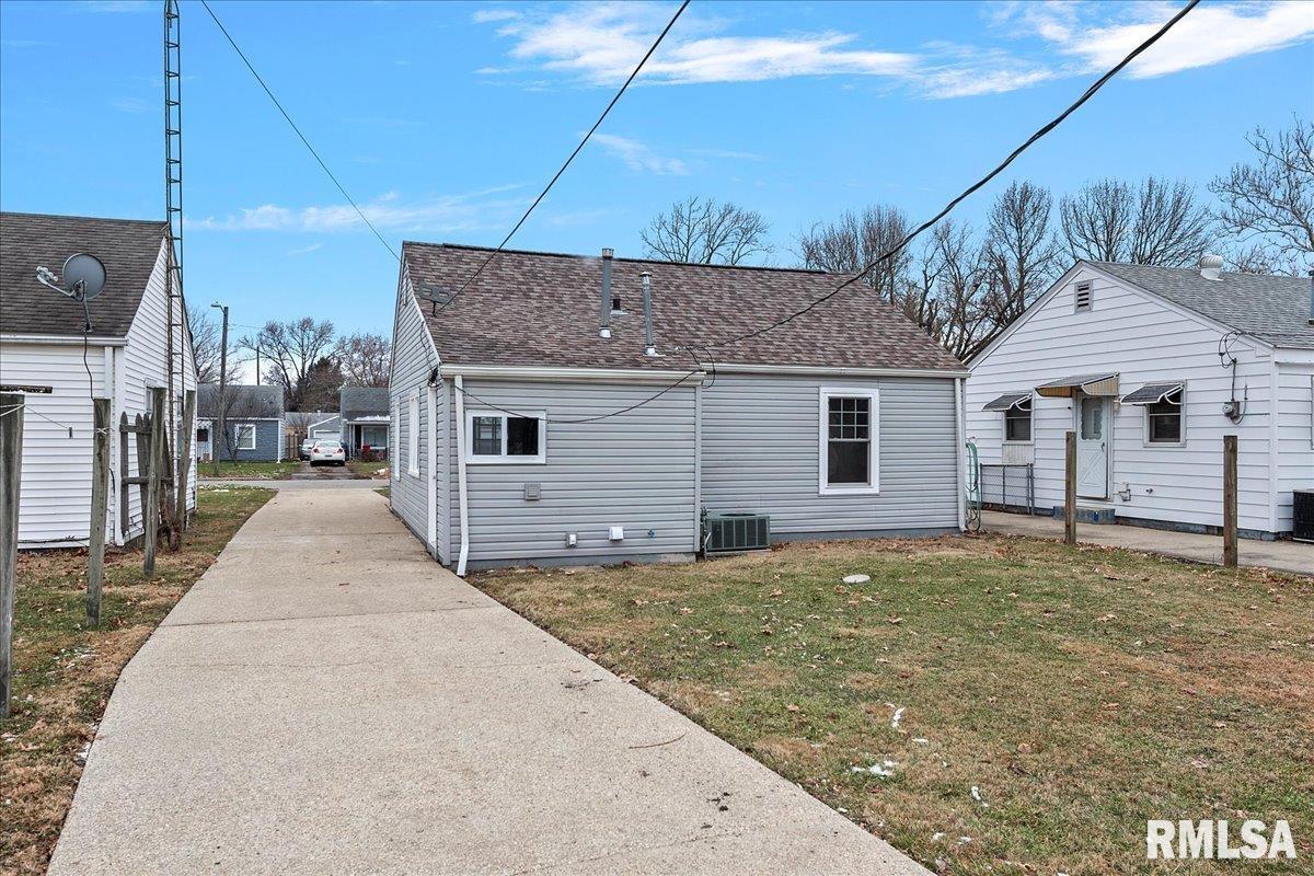2340 South Spring Street Springfield, IL 62704 - Photo 20 of 20