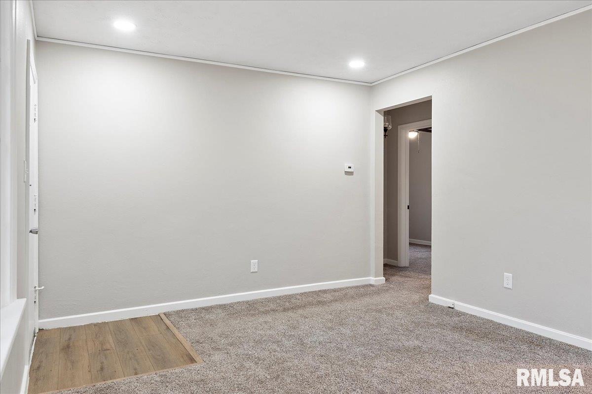 2340 South Spring Street Springfield, IL 62704 - Photo 3 of 20