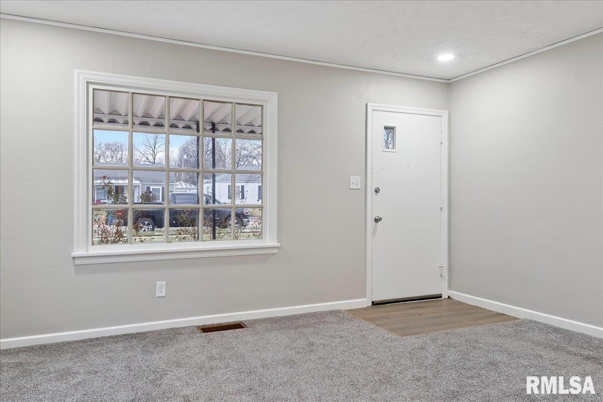2340 South Spring Street Springfield, IL 62704 - Photo 6 of 20