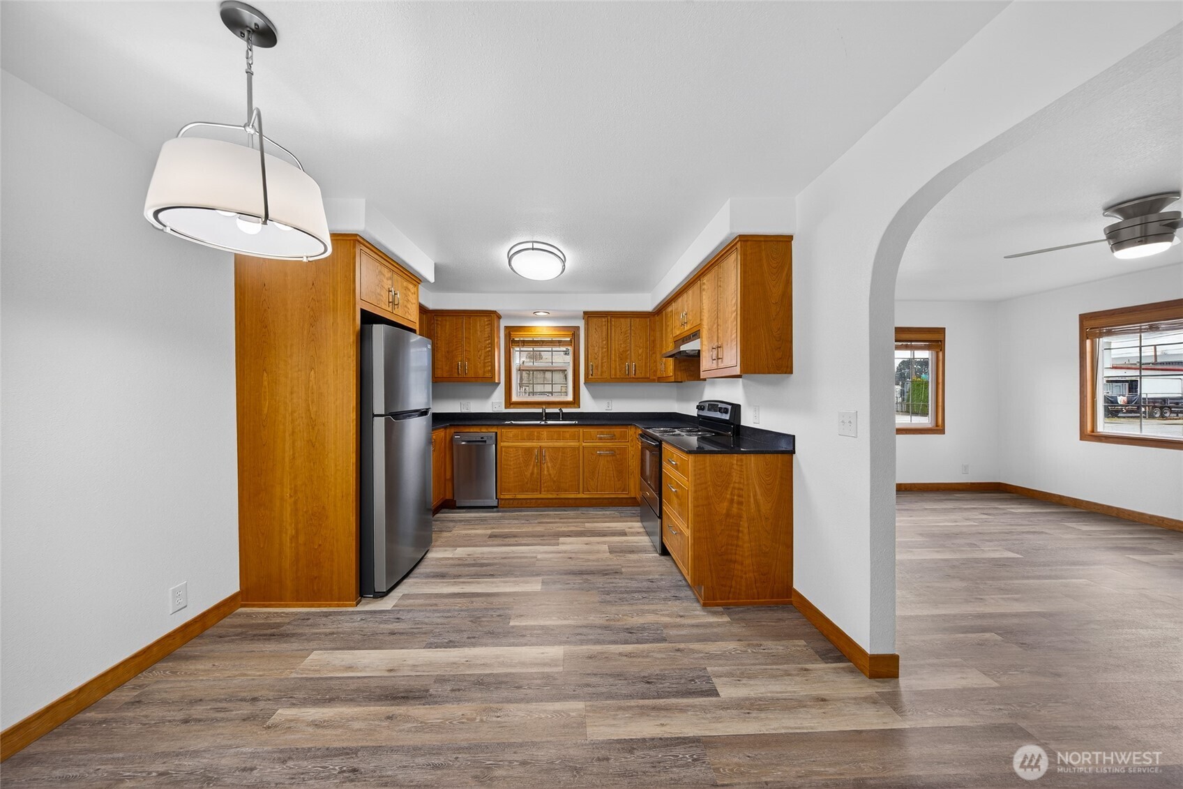 337 East Rio Vista Avenue Burlington, WA 98233 - Photo 17 of 37