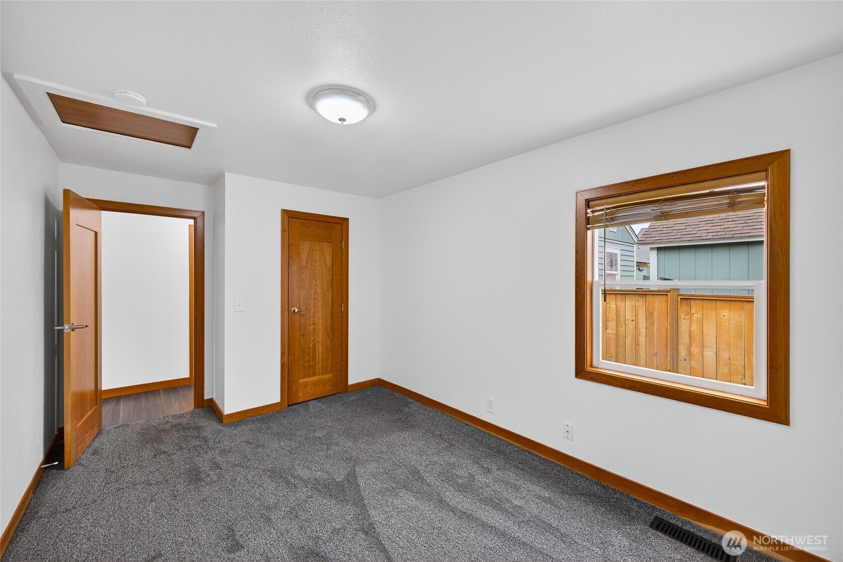 337 East Rio Vista Avenue Burlington, WA 98233 - Photo 23 of 37