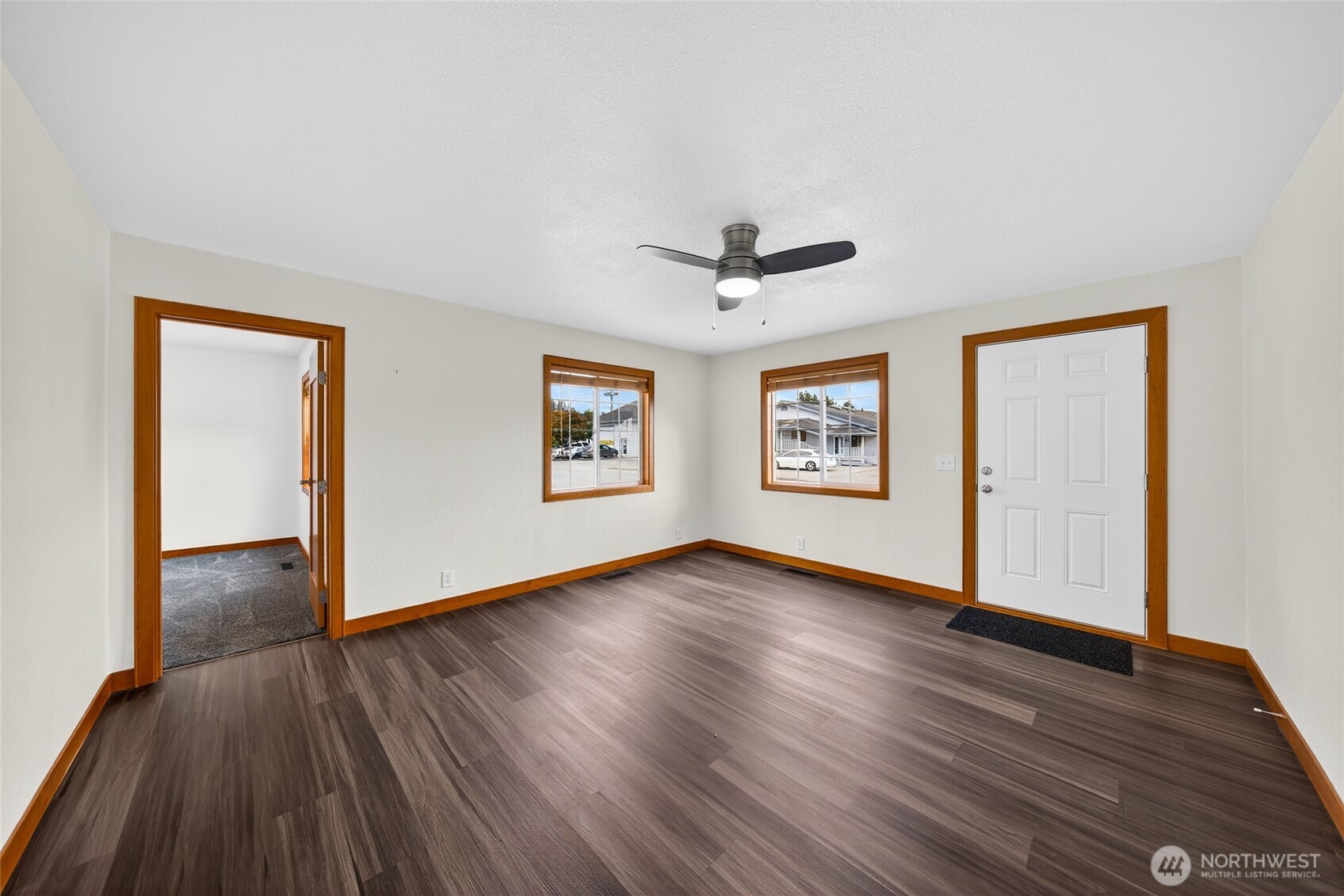 337 East Rio Vista Avenue Burlington, WA 98233 - Photo 6 of 37