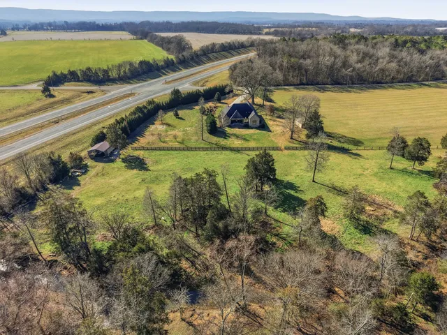 $849,900 | 1001 Williams Street, Decherd, TN 37324