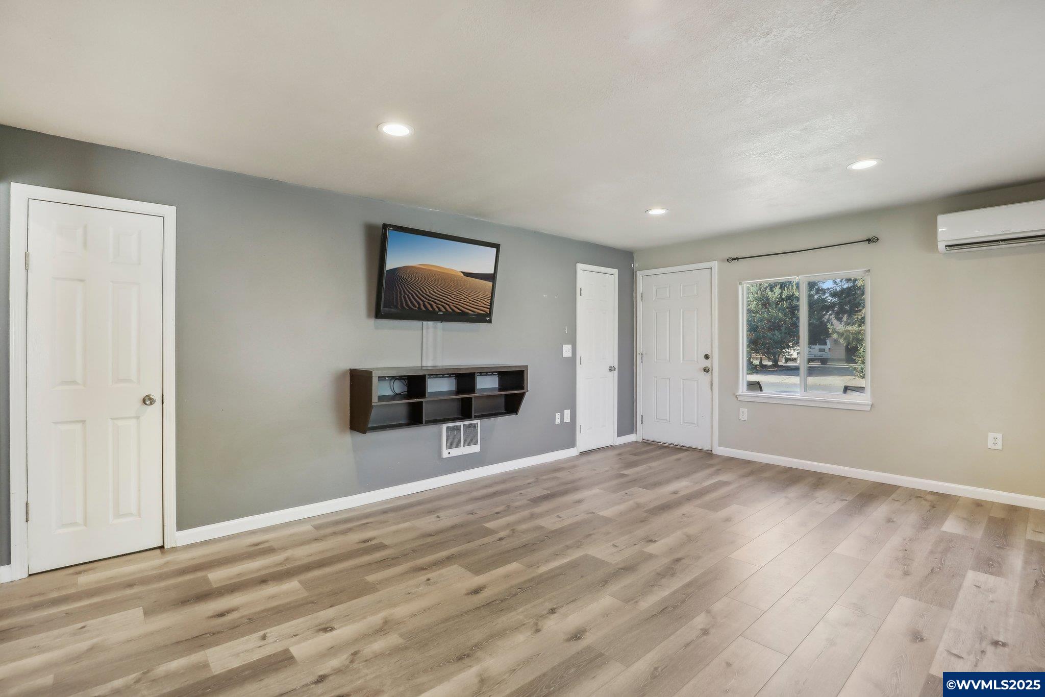 20906 Butteville Road Northeast Donald, OR 97020 - Photo 5 of 35 Gallery Image 5