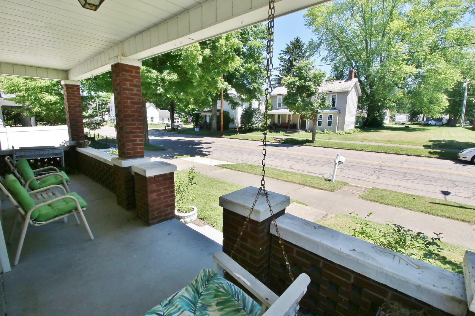 1007 Main Street Dresden, OH 43821 - Photo 2 of 32