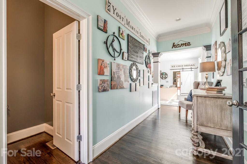 712 Bath Court Fort Mill, SC 29708 - Photo 7 of 42 a view of a hallway with dining area