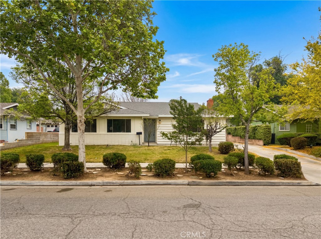 5654 Tower Road Riverside, CA 92506 - Photo 7 of 27