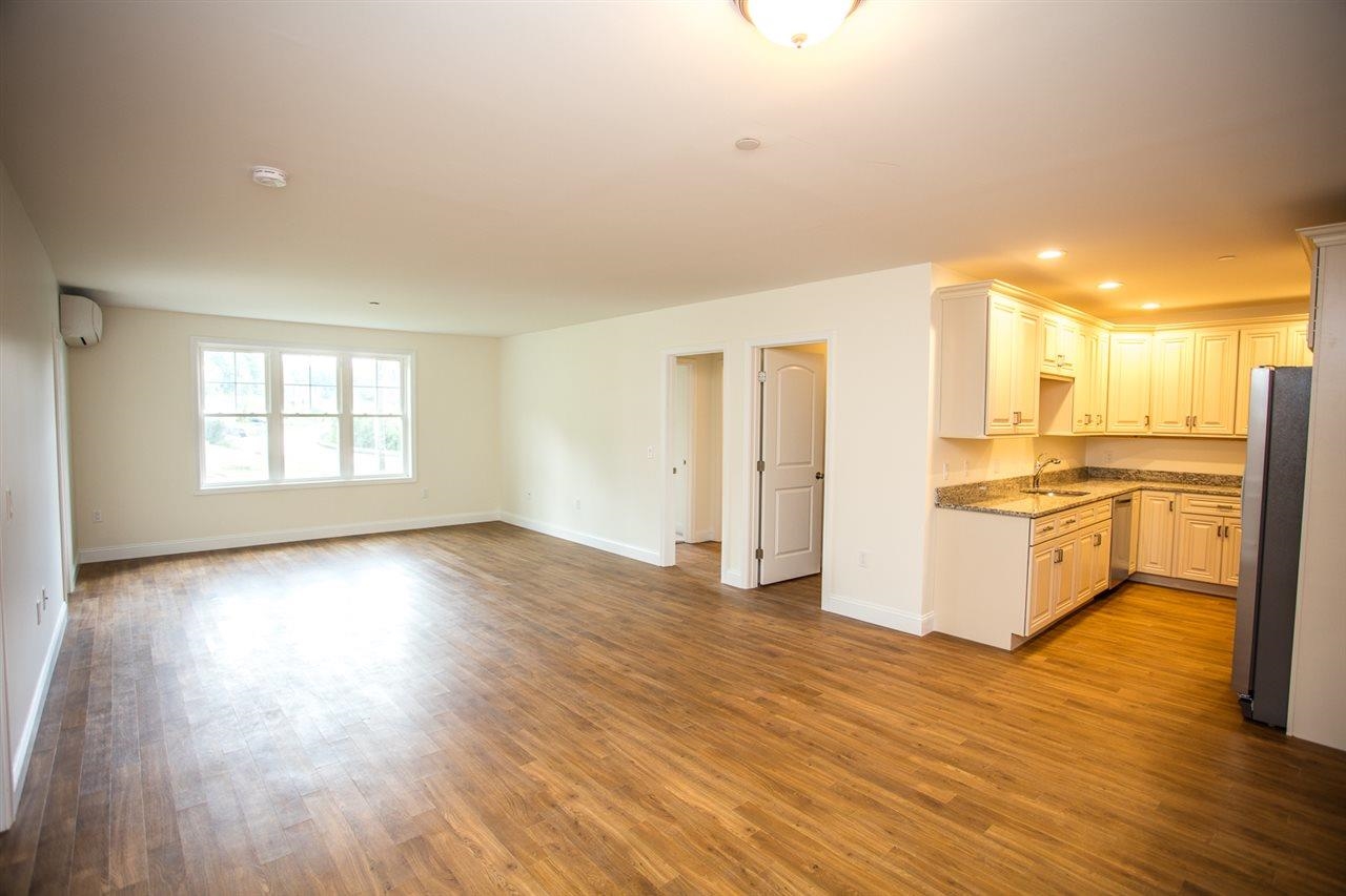 19 Kendall Pond Road, Unit 303 Derry, NH 03038 - Photo 3 of 11