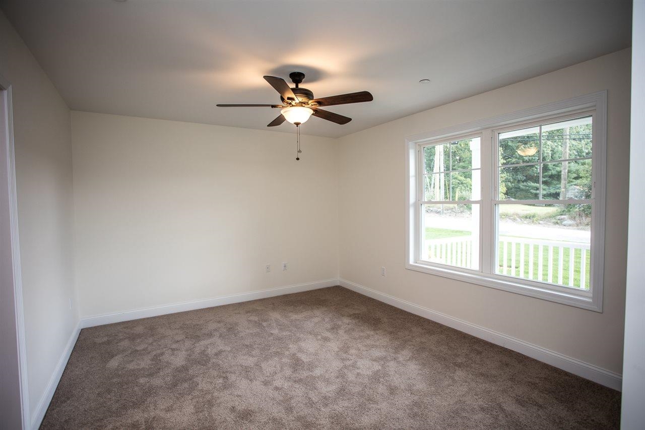 19 Kendall Pond Road, Unit 303 Derry, NH 03038 - Photo 4 of 11