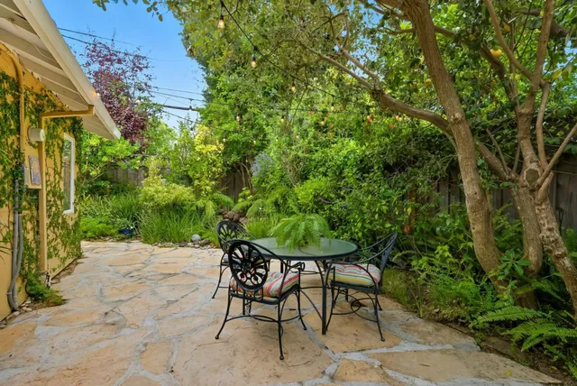 $10,000 | Greer Road, Palo Alto, CA 94303