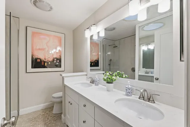 $10,000 | Greer Road, Palo Alto, CA 94303