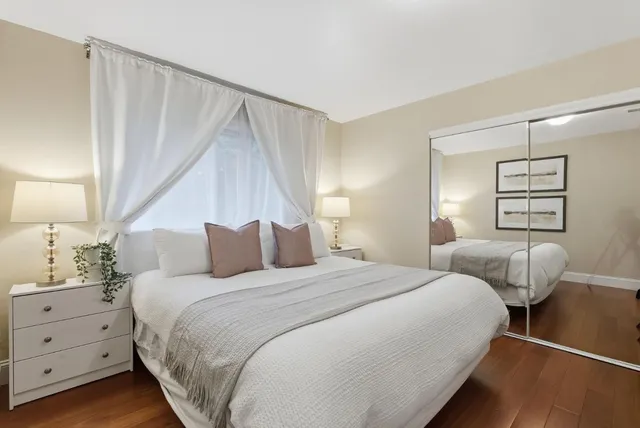 $10,000 | Greer Road, Palo Alto, CA 94303